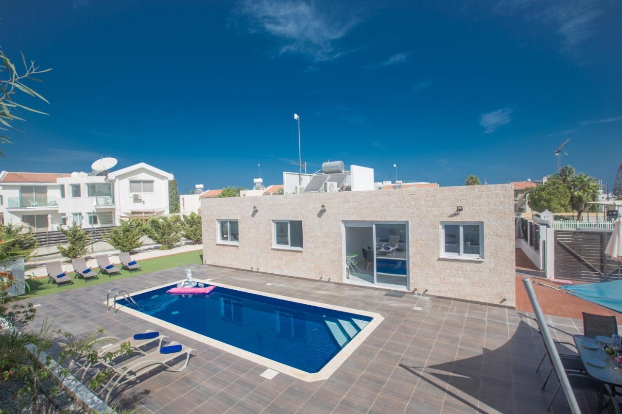 Broadway Villas Protaras Eksteriør billede