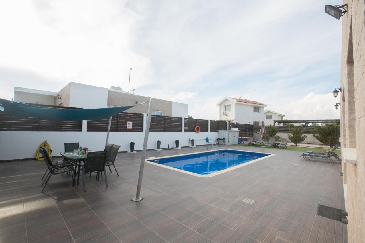 Broadway Villas Protaras Eksteriør billede