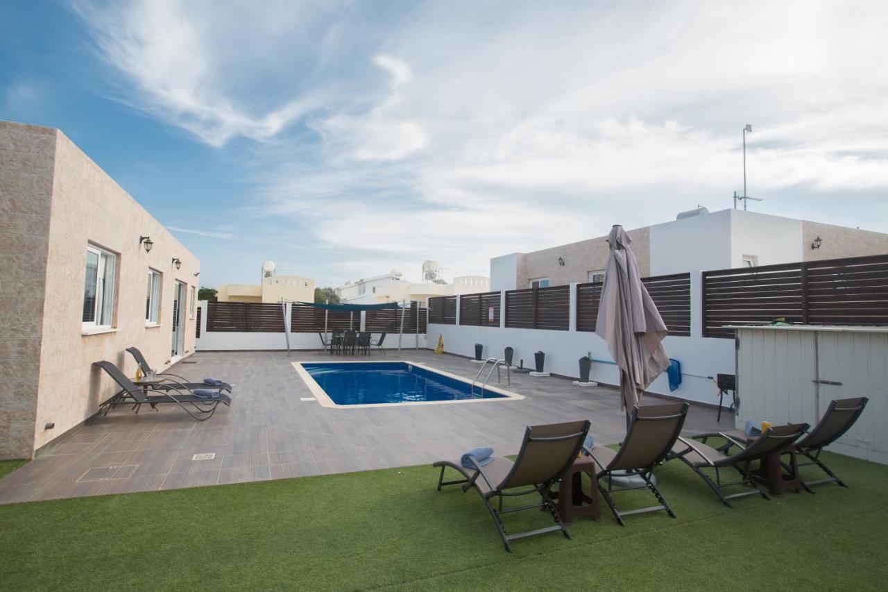 Broadway Villas Protaras Eksteriør billede