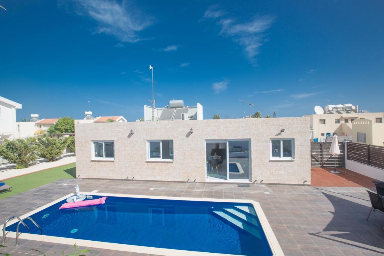 Broadway Villas Protaras Eksteriør billede