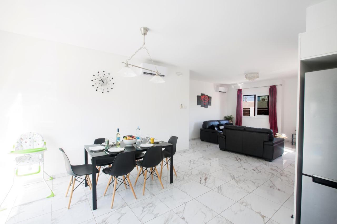Broadway Villas Protaras Eksteriør billede