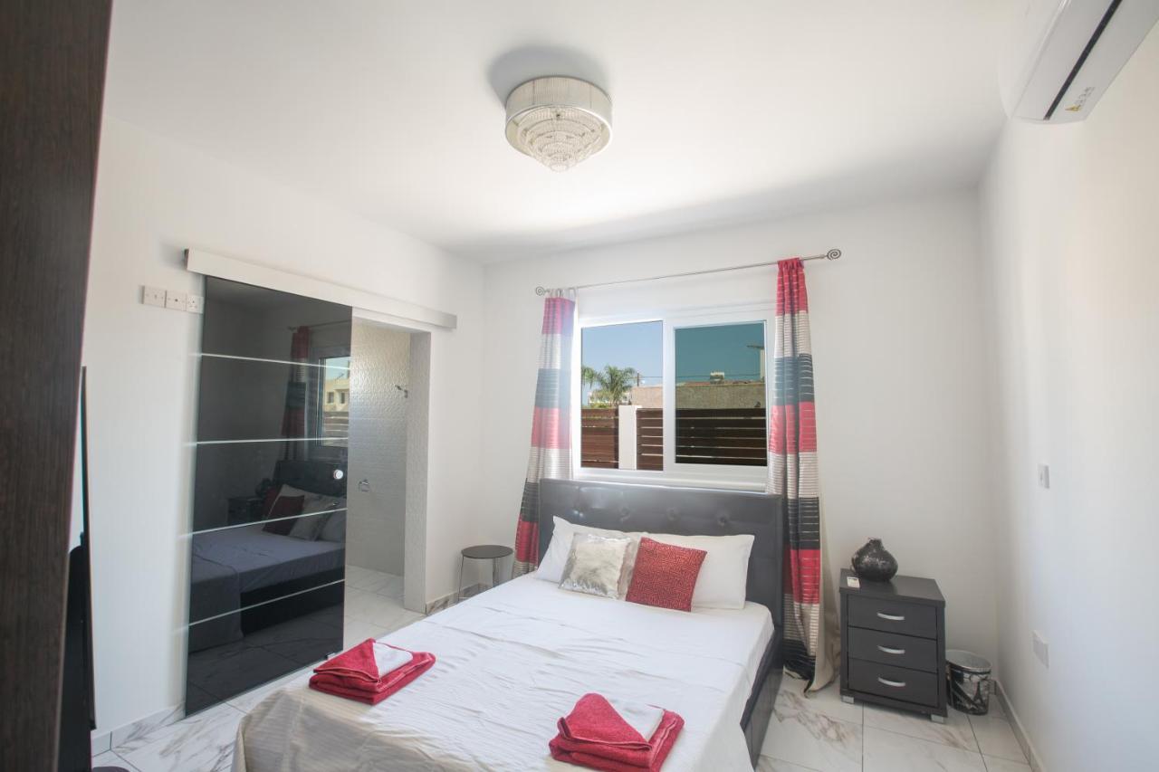 Broadway Villas Protaras Eksteriør billede