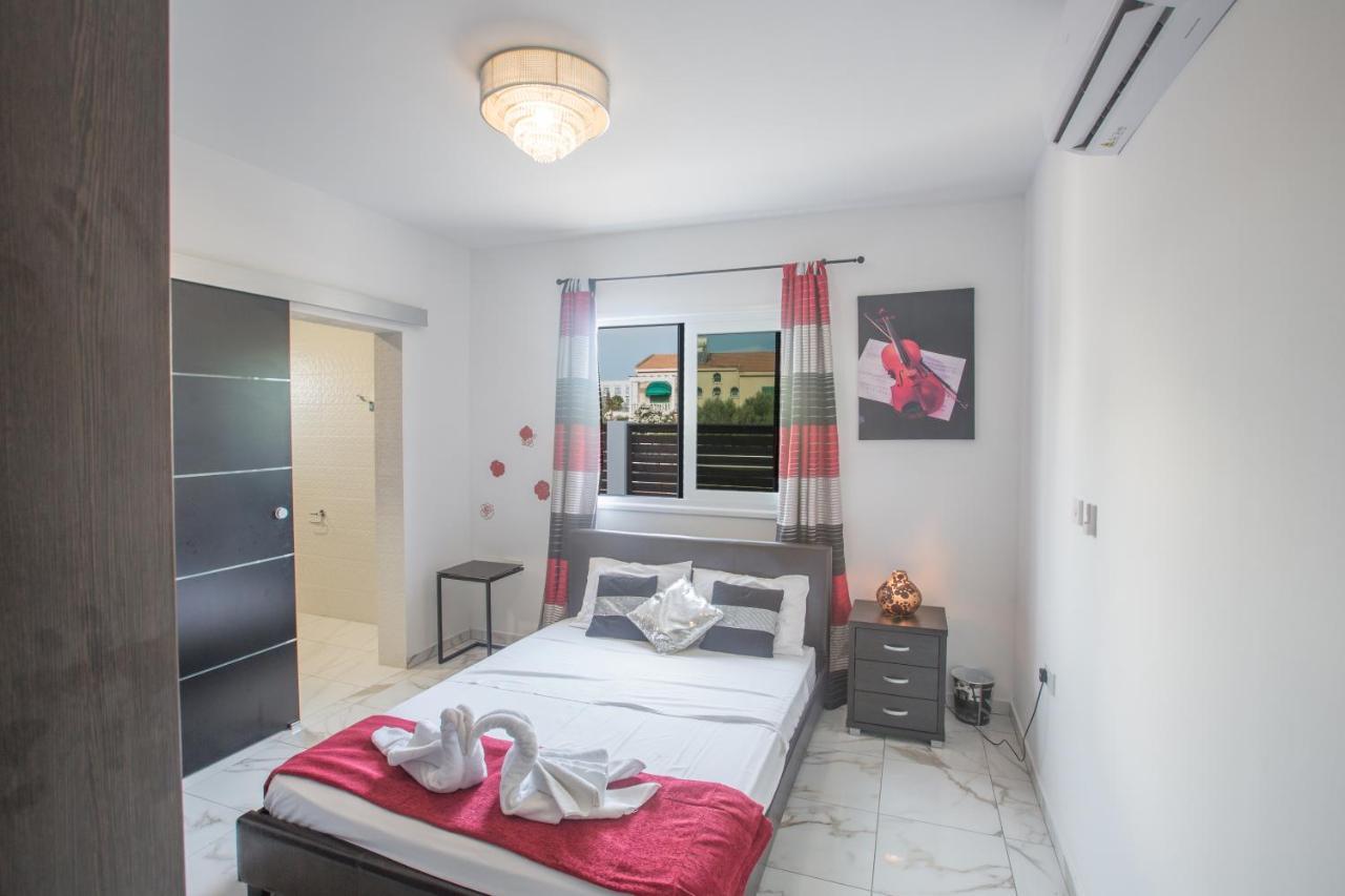 Broadway Villas Protaras Eksteriør billede